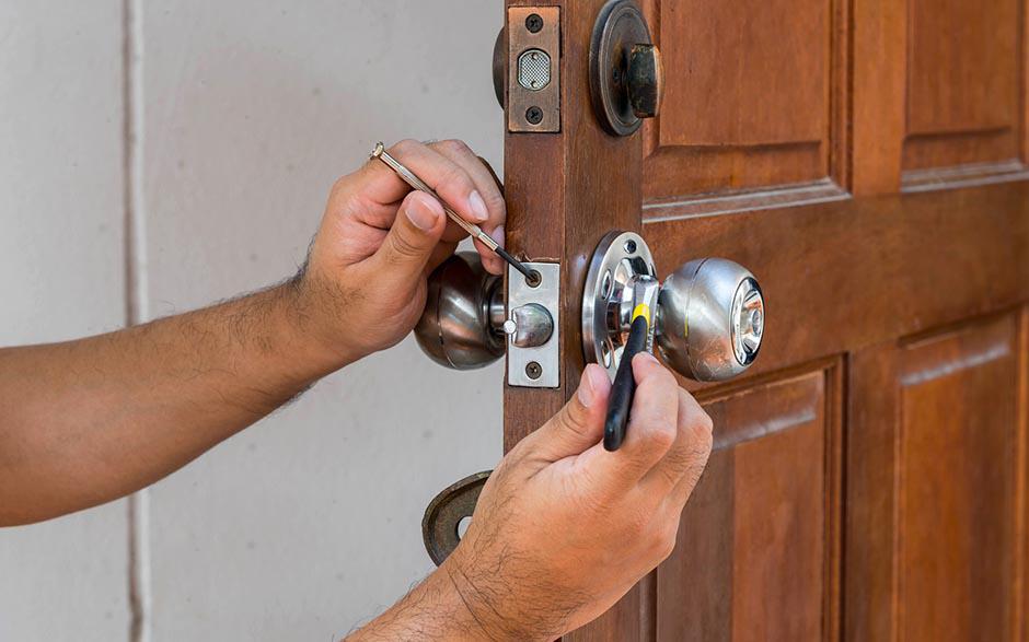 ouverture de porte serrure bloquée Suresnes