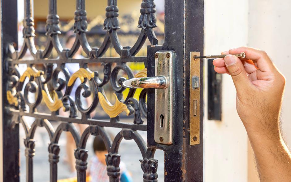soigneux serrurier ouverture de porte Aubervilliers
